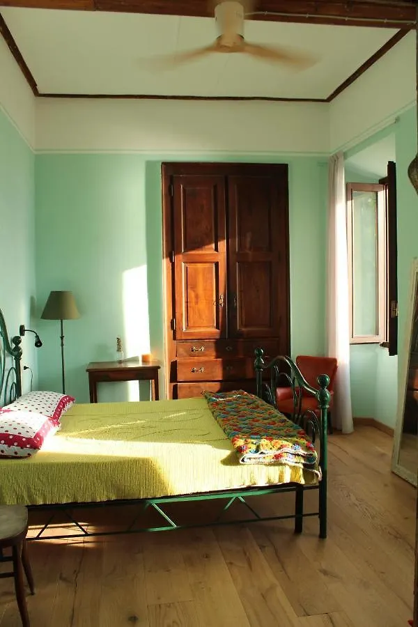 Namaste Apartment Fiumelatte Varenna Italy