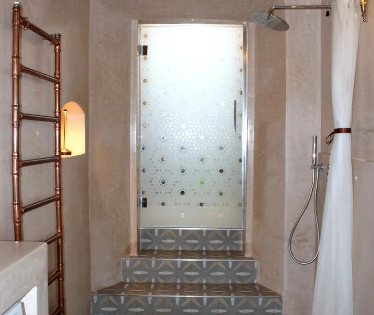 Namaste Apartment Fiumelatte Varenna Italy