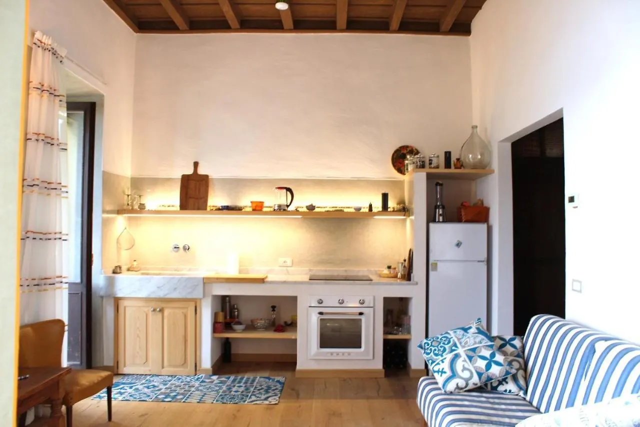 Namaste Apartment Fiumelatte Varenna Italy