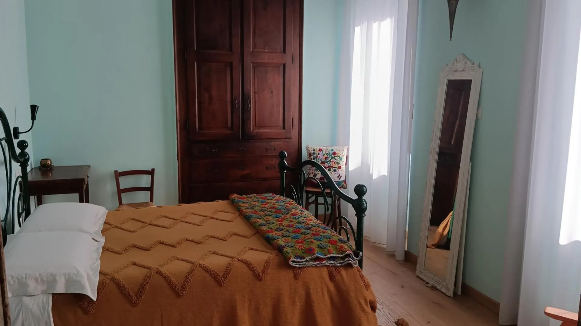 Namaste Apartment Fiumelatte Varenna
